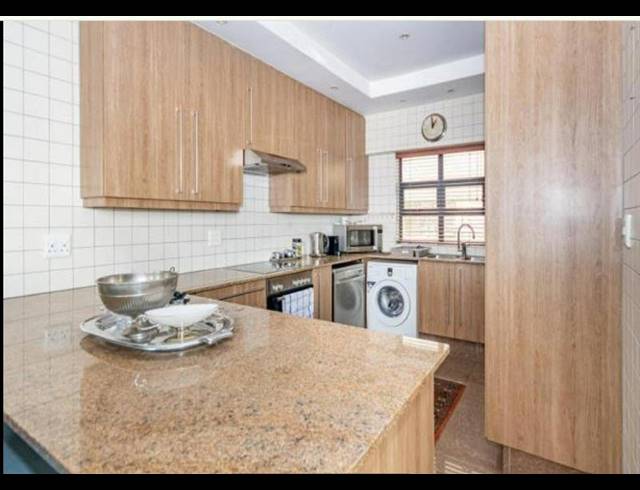 2 BEDROOM APARTMENT FOR SALE IN BEDFORD GARDENS